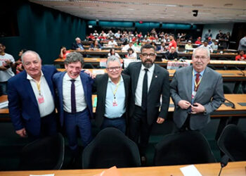Sindicalistas defendem jornada de 40 horas e fim da escala 6×1 na Câmara | Notícias