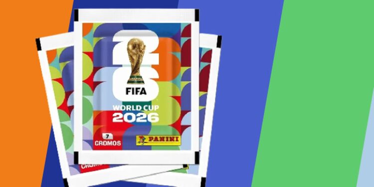 Colecionar álbum de figurinhas da Copa do Mundo une gerações
