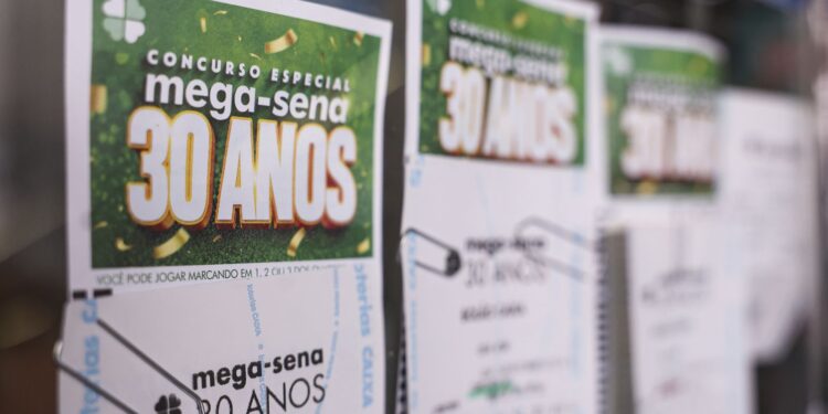 Mega 30 anos sorteia prêmio especial de R$ 300 milhões neste domingo