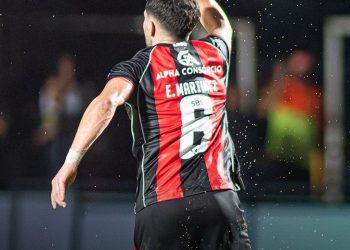 Vitória vira sobre Fortaleza e conquista o penta da Copa do Nordeste